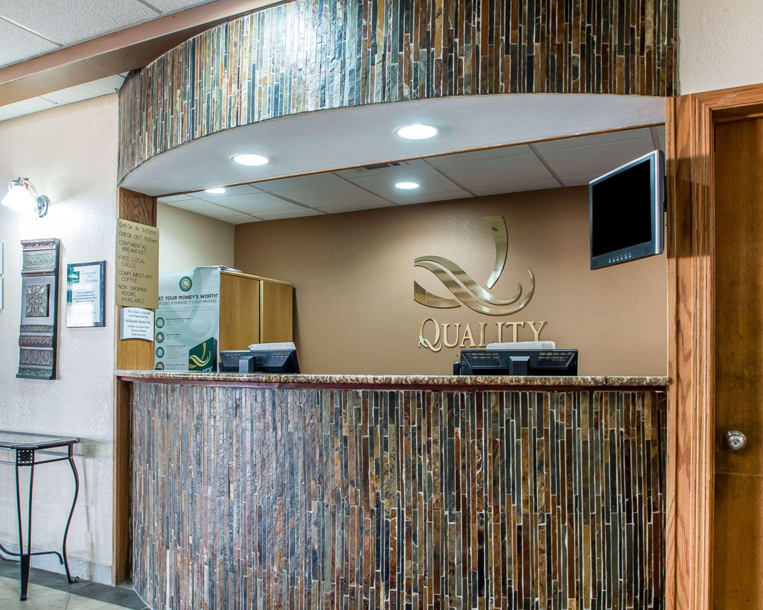 Quality Inn East Dubuque Εξωτερικό φωτογραφία