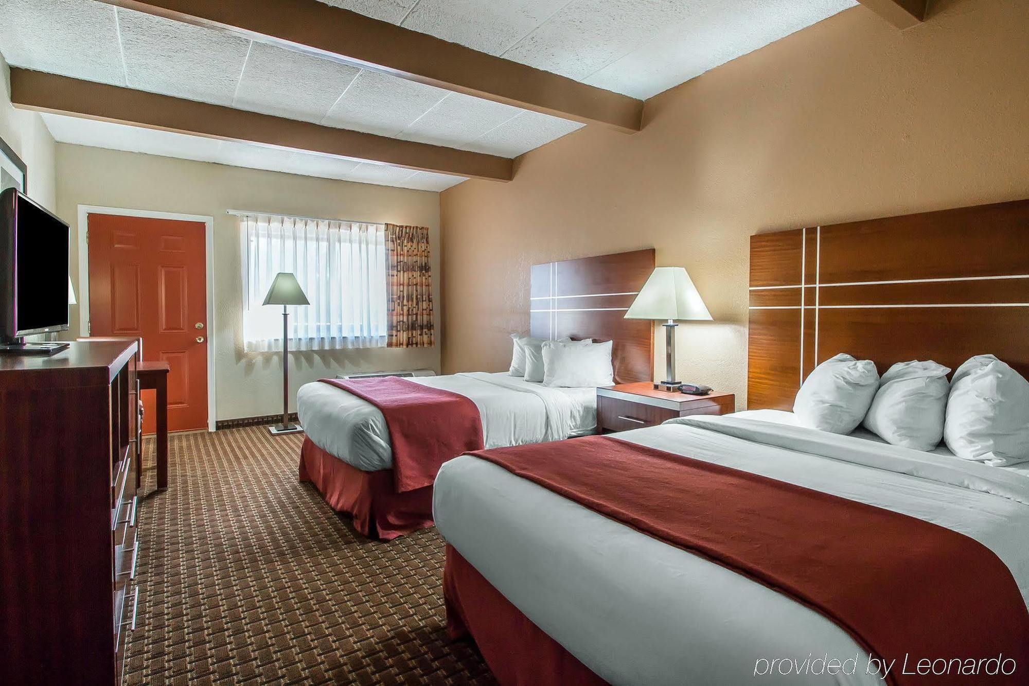 Quality Inn East Dubuque Εξωτερικό φωτογραφία